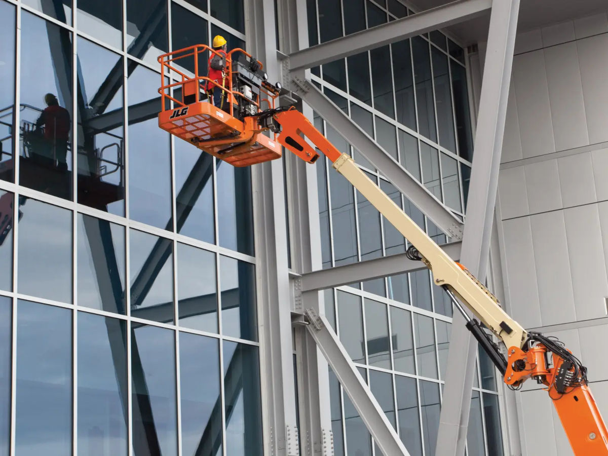 150' Boom Lift Rental